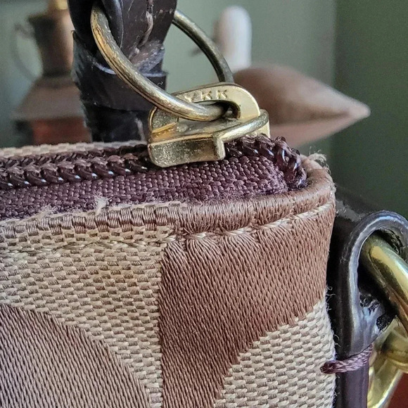 Coach Signature Stripe Swingpack Khaki Brown Jacquard and Patent Leather F48806 - Picture 5 of 13